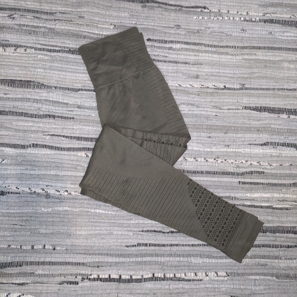 High Waist Army Green Leggings - Picture 1 of 4